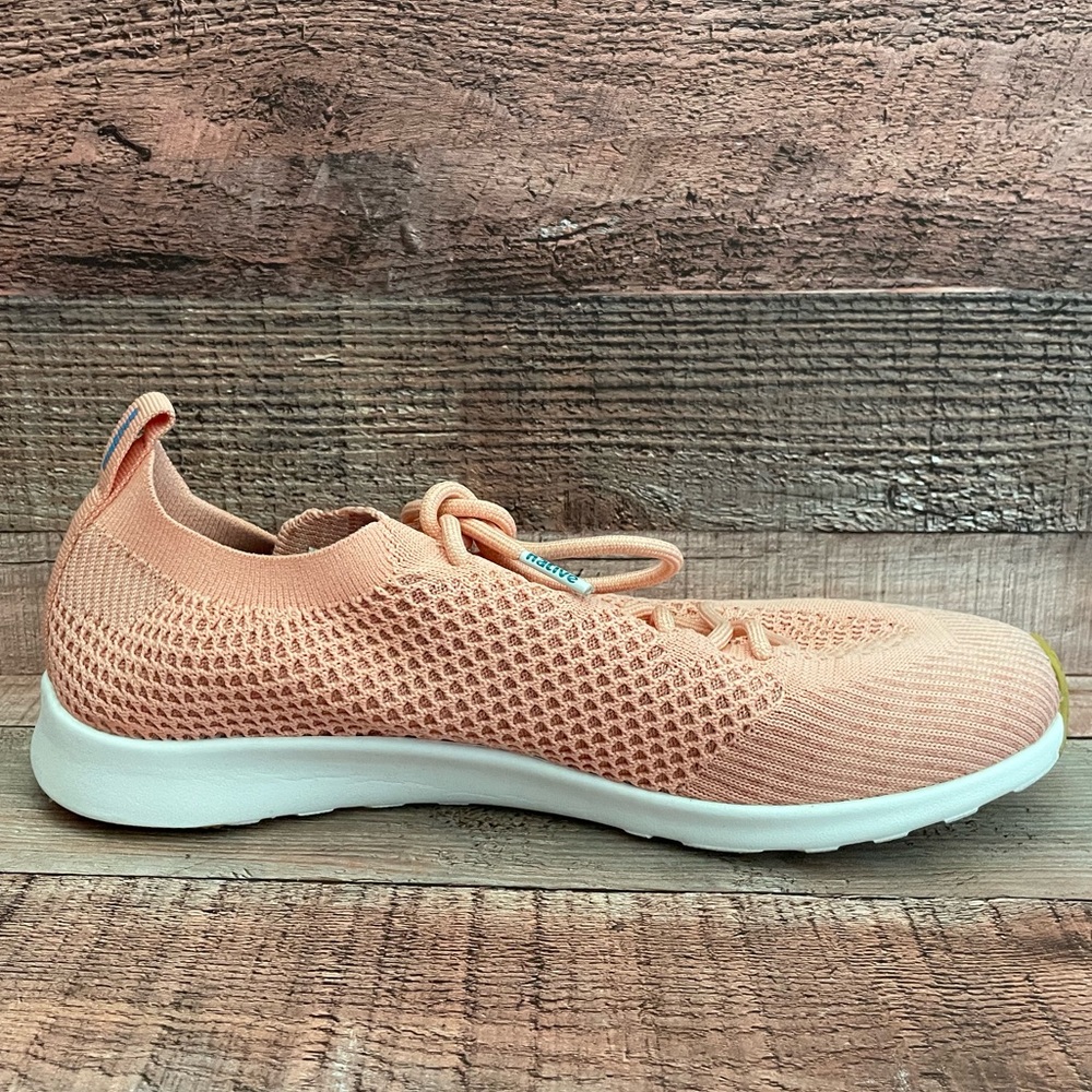 Women’s Size 10 Native Salmon Breathable Tennis Shoes! LOOKS BRAND NEW!!!